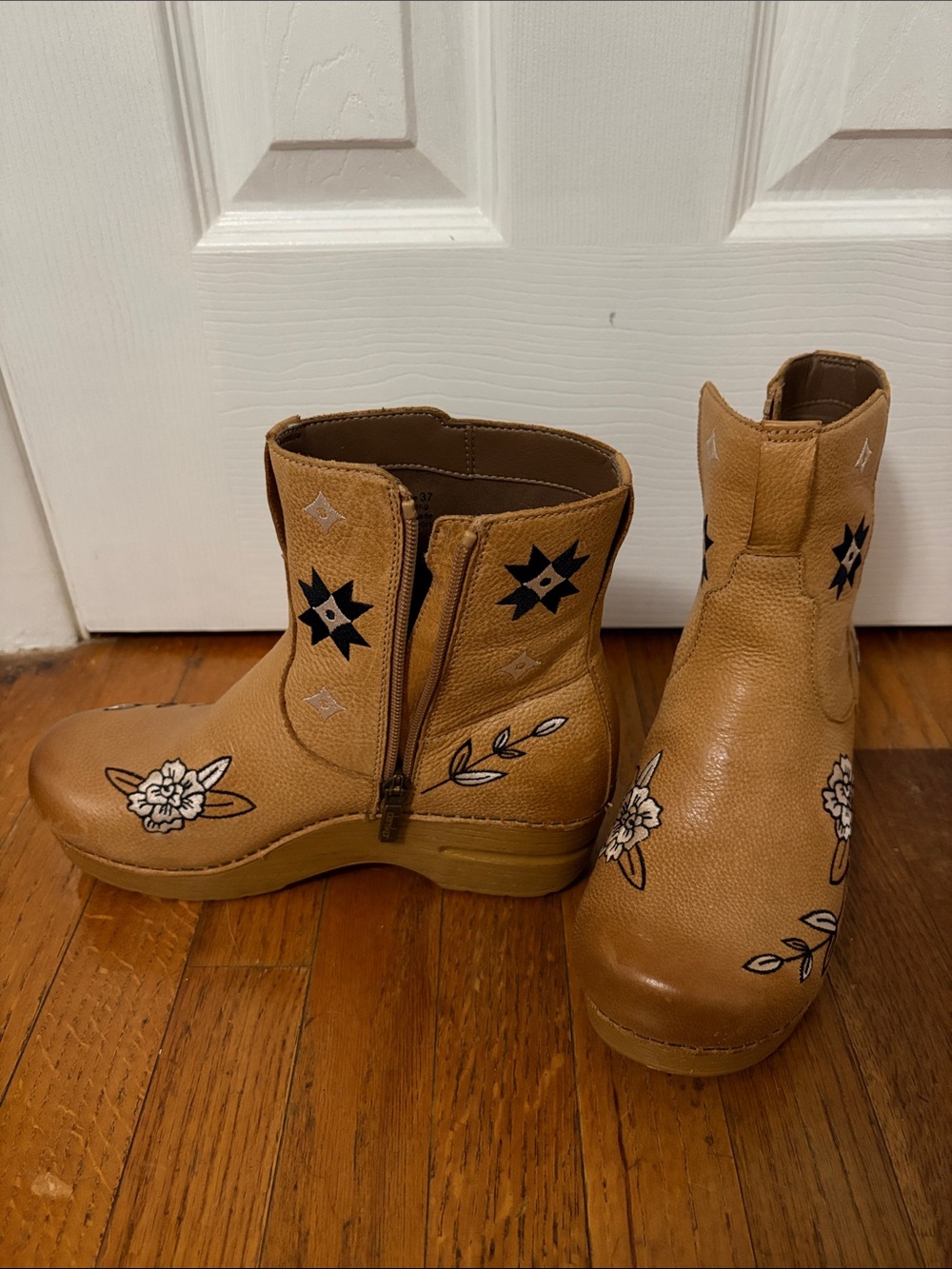 Dansko Tan Leather Floral Embroidered Wedge Ankle Boots - Picture 2 of 3